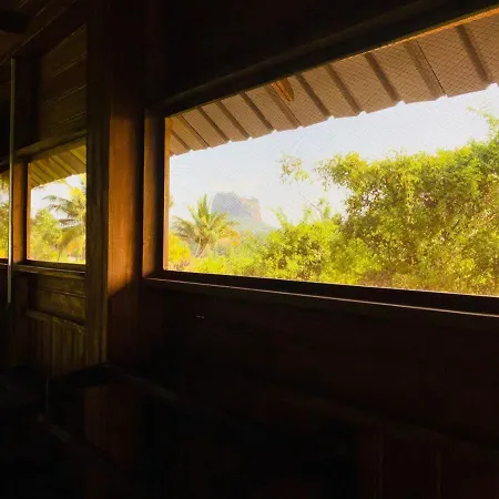 Вилла Sigiriya Paddy Field Hut Экстерьер фото